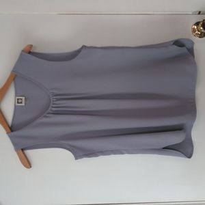 Lightweight Shell Top by Anne Klein, Size Medium, Gently Used. Lavender.